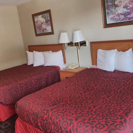 Days Inn Oklahoma City West Exteriör bild