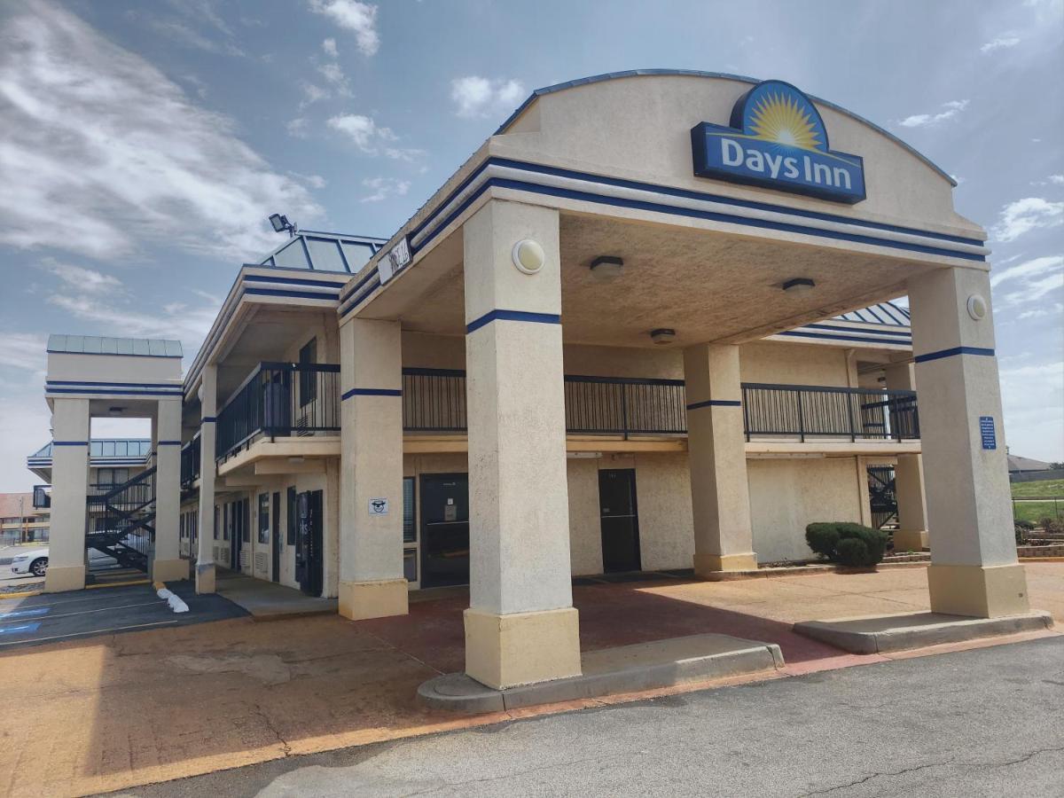 Days Inn Oklahoma City West Exteriör bild