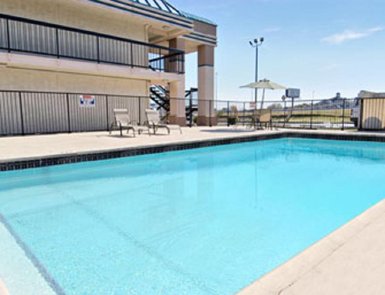 Days Inn Oklahoma City West Exteriör bild